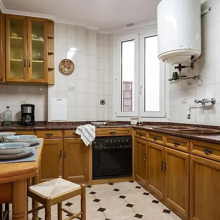 Trisquel Apartment *